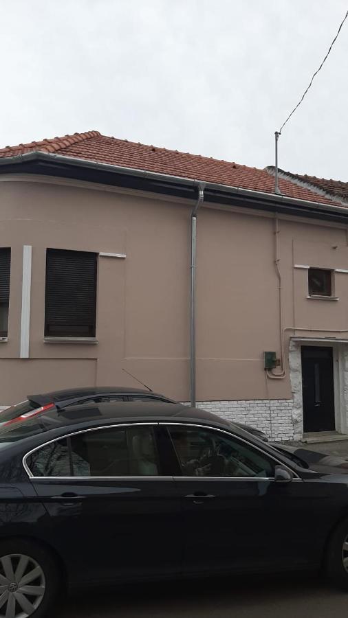 Casa Isa Vila Oradea Exterior foto