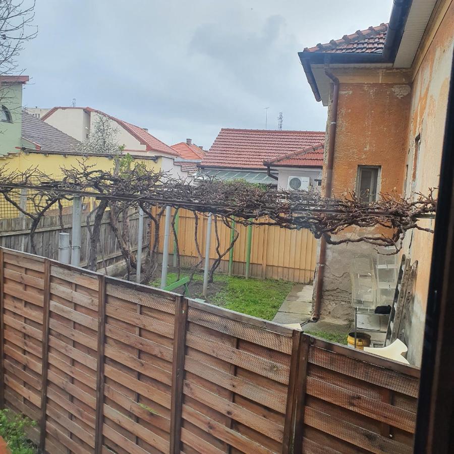 Casa Isa Vila Oradea Exterior foto